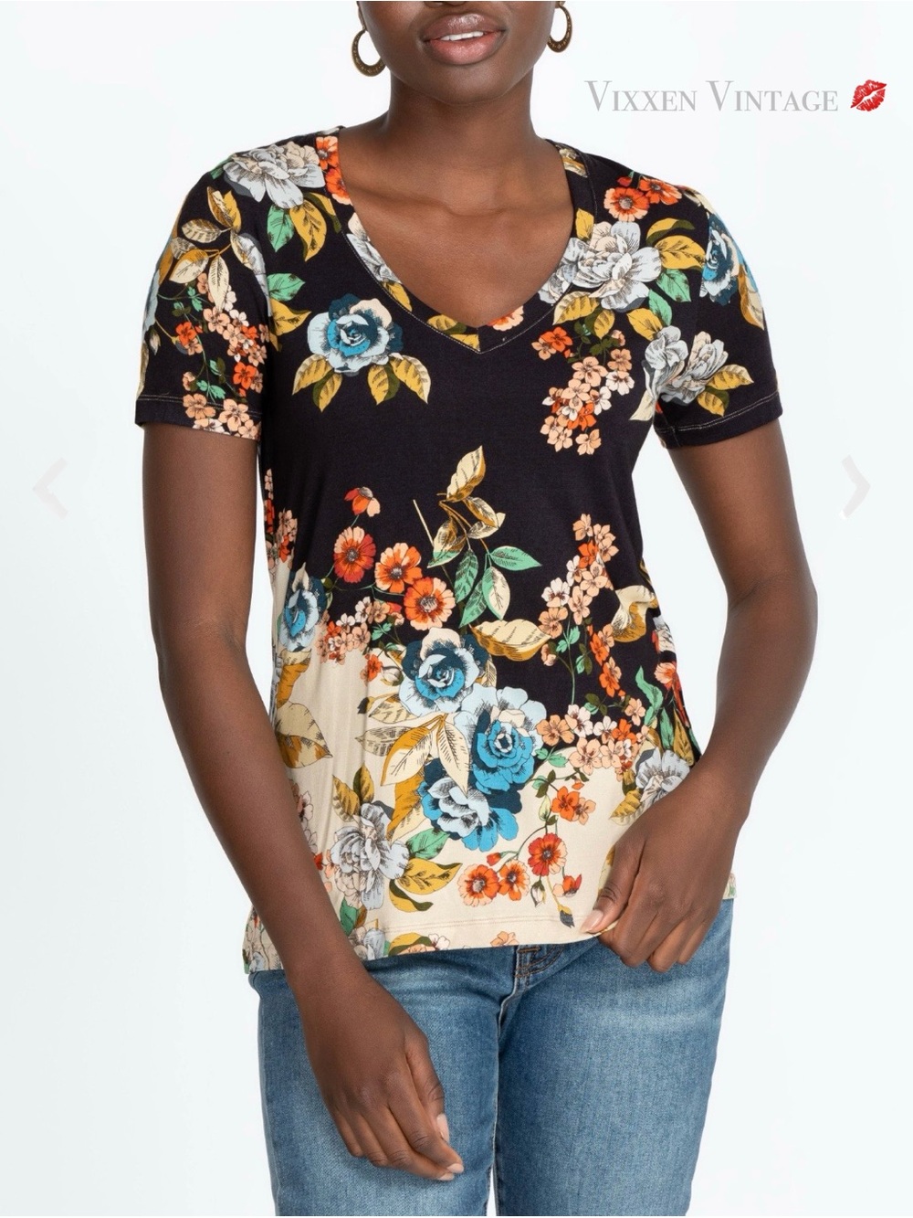 JOHNNY WAS ‘THE JANIE FAVORITE SHORT SLEEVE V-NECK TEE’ IN EMMA ROSE